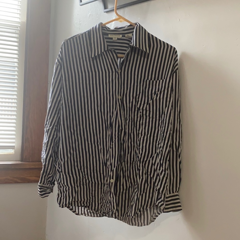 Ann Taylor Collared Button Up